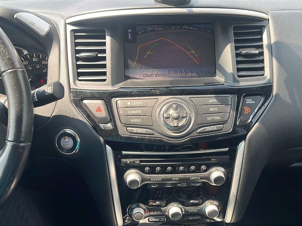 2018 Nissan Pathfinder SV