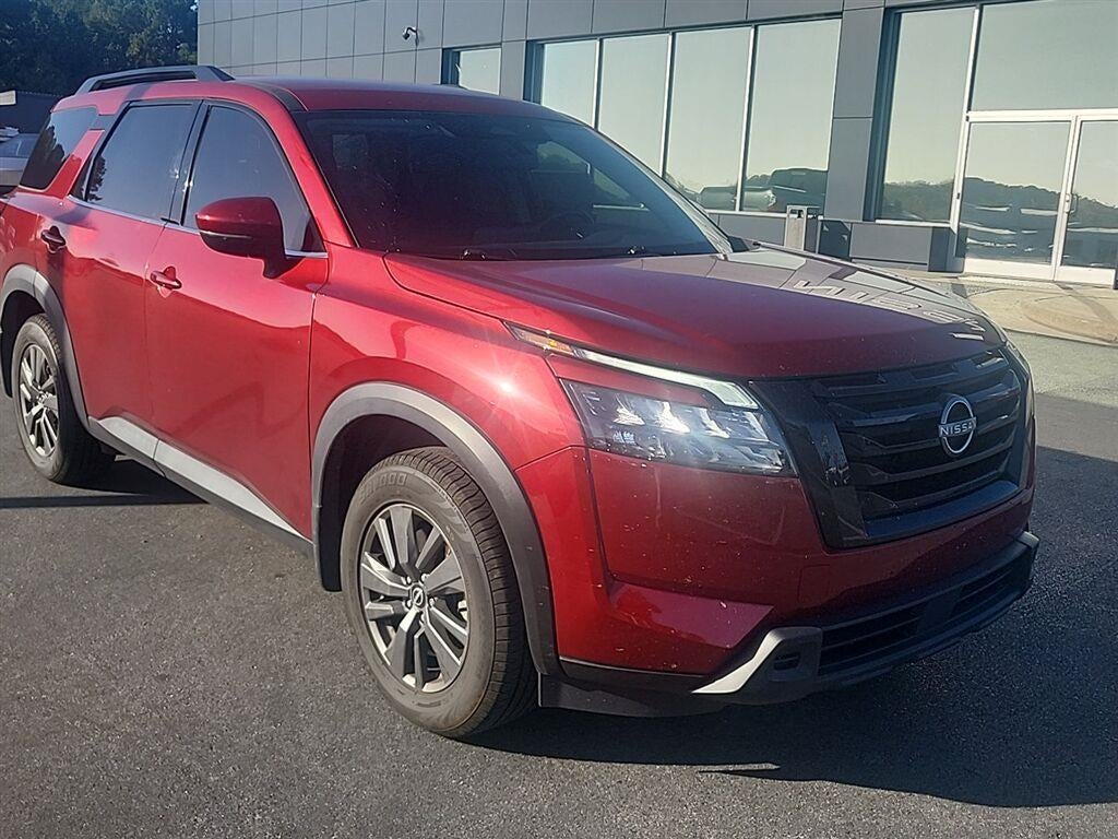 2024 Nissan PATHFINDER SV