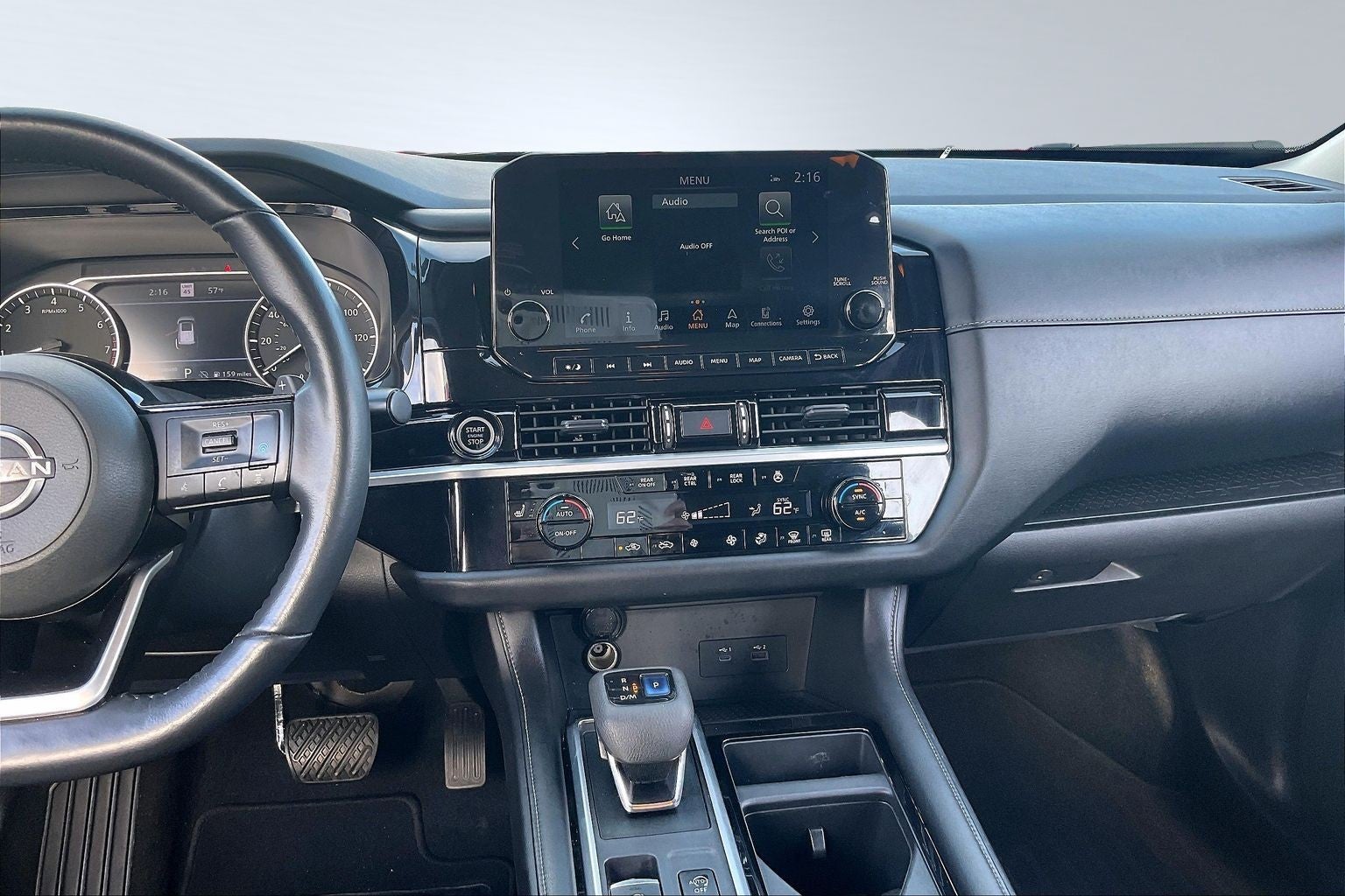 2022 Nissan Pathfinder SL