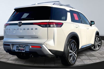 2024 Nissan Pathfinder Platinum