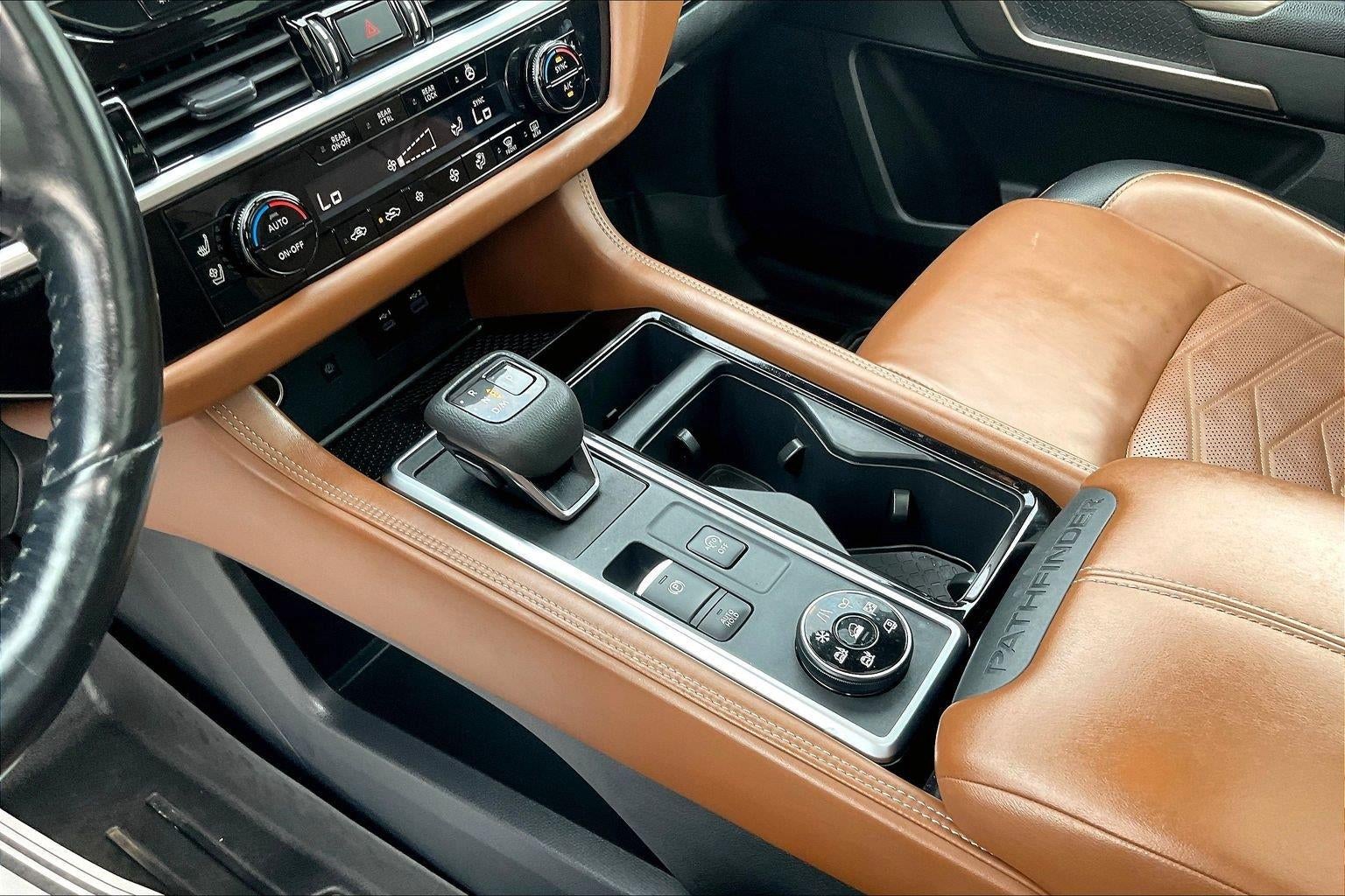 2023 Nissan Pathfinder Platinum