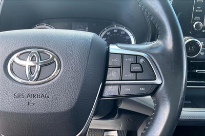 2021 Toyota Highlander LE