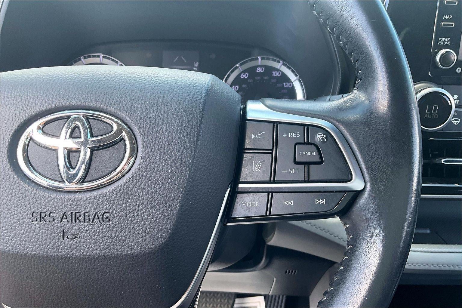 2021 Toyota Highlander LE