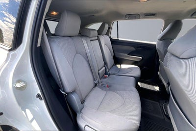 2021 Toyota Highlander LE