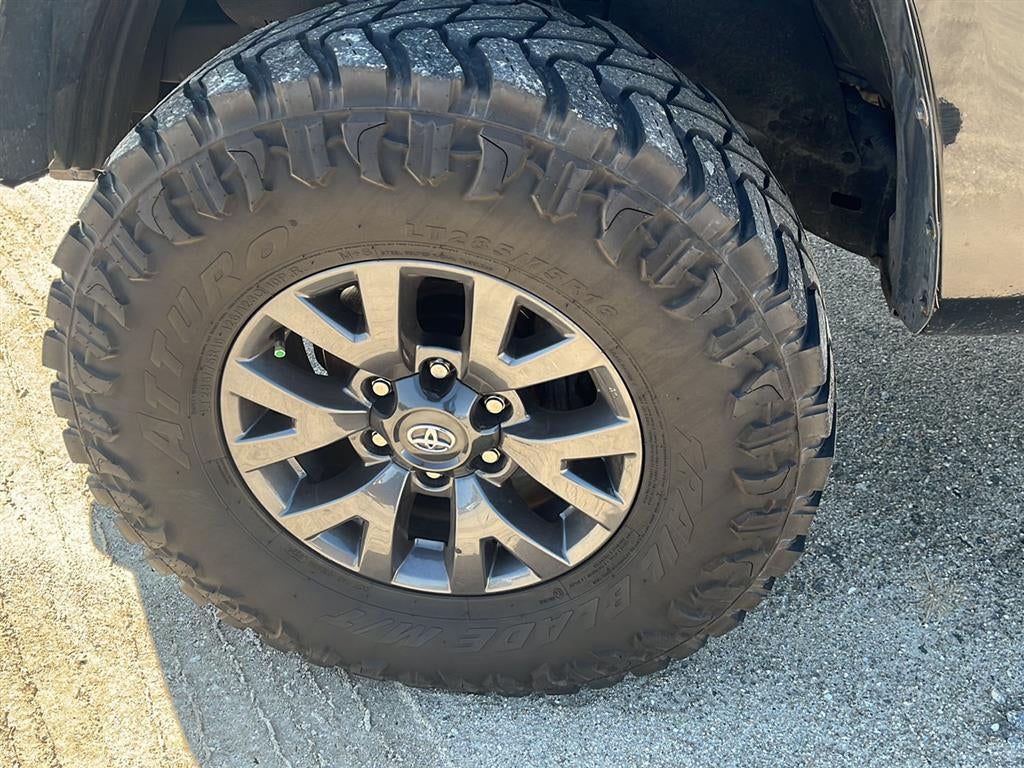 2019 Toyota Tacoma SR