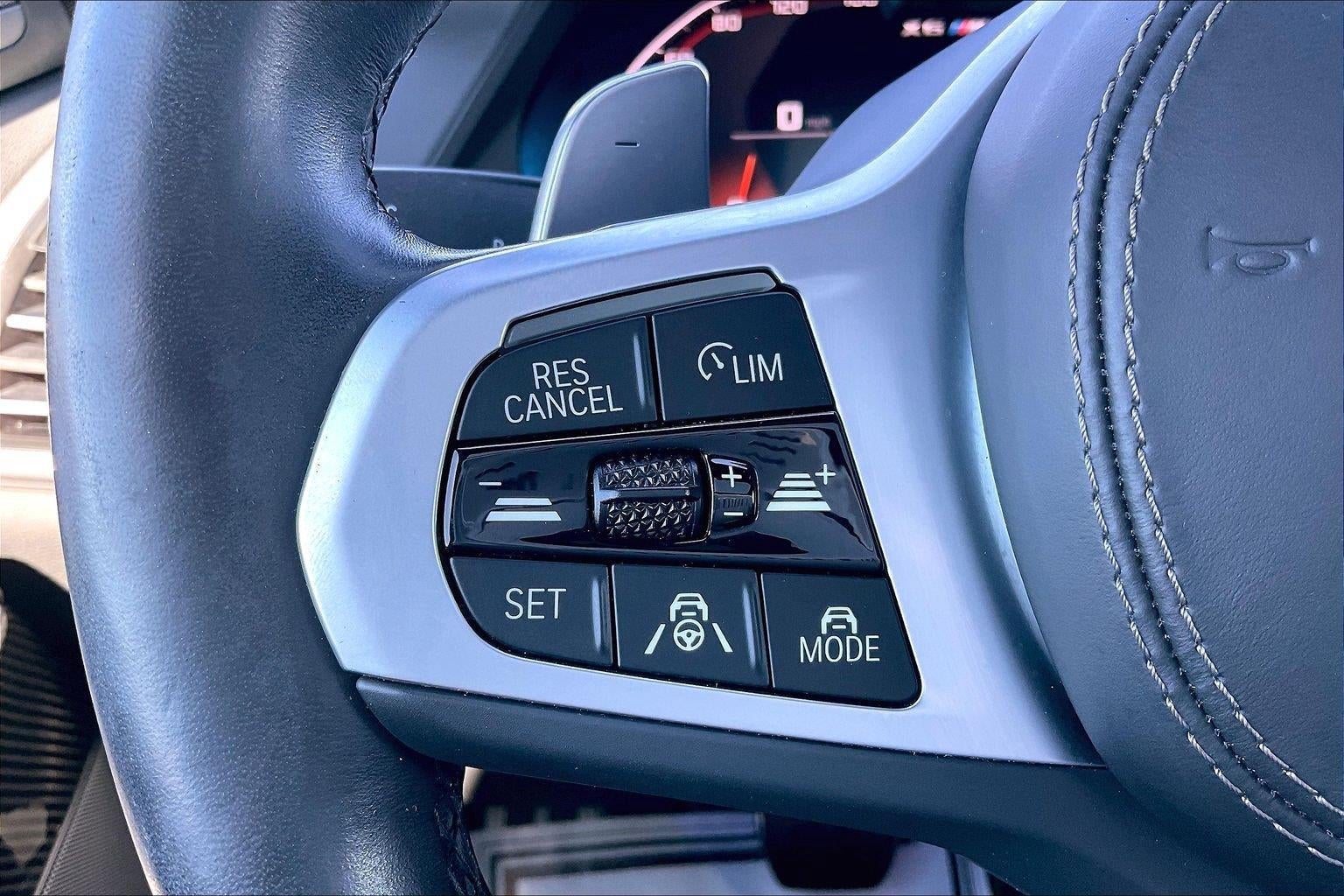 2022 BMW X6 M50i