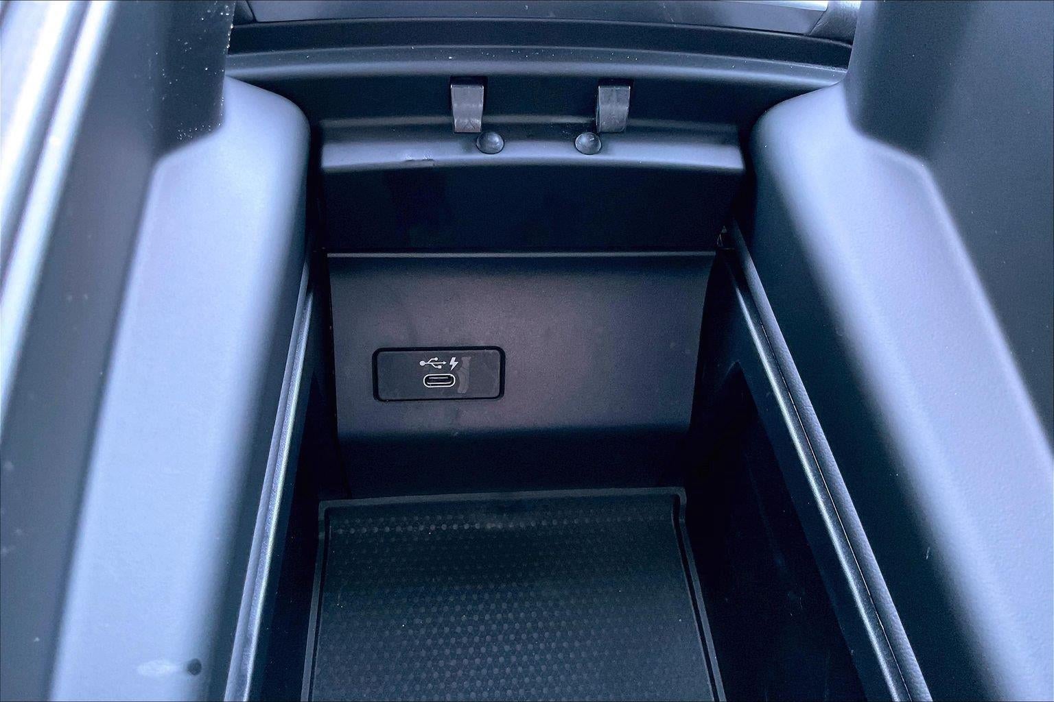 2022 BMW X6 M50i
