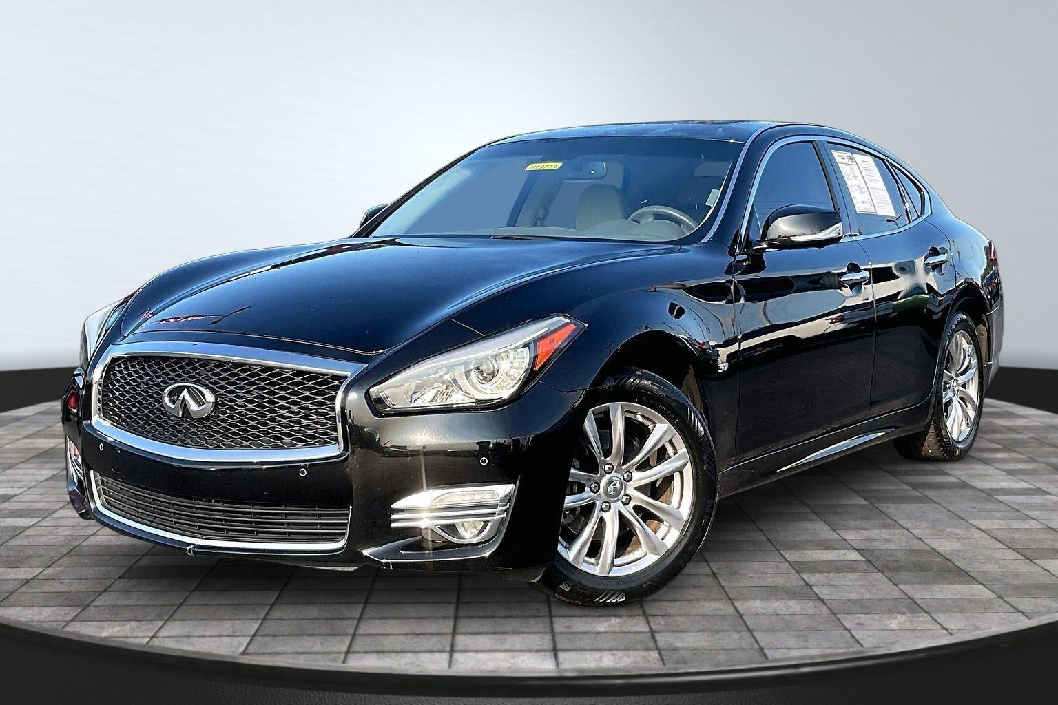 2018 INFINITI Q70 3.7 LUXE