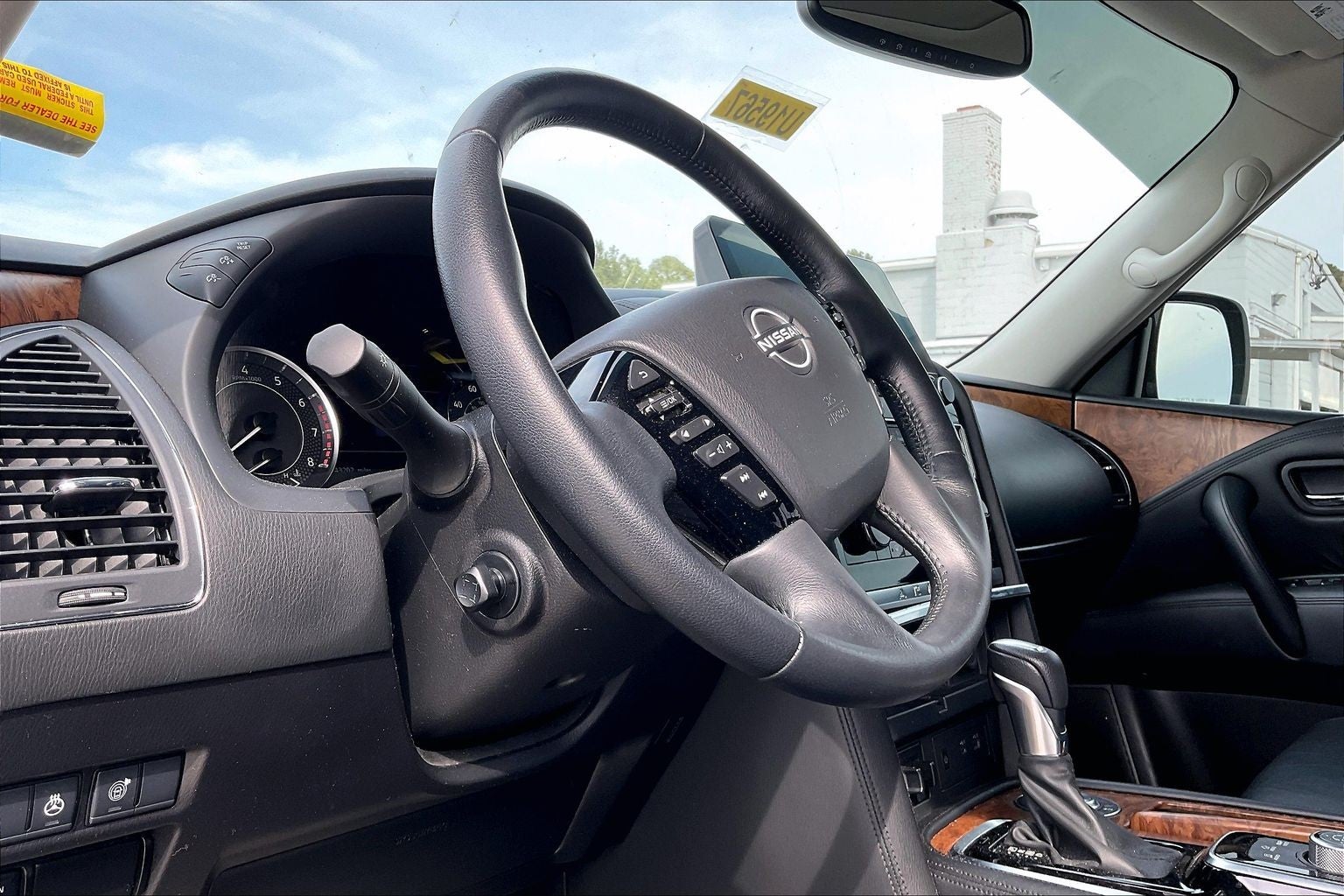 2023 Nissan Armada SL