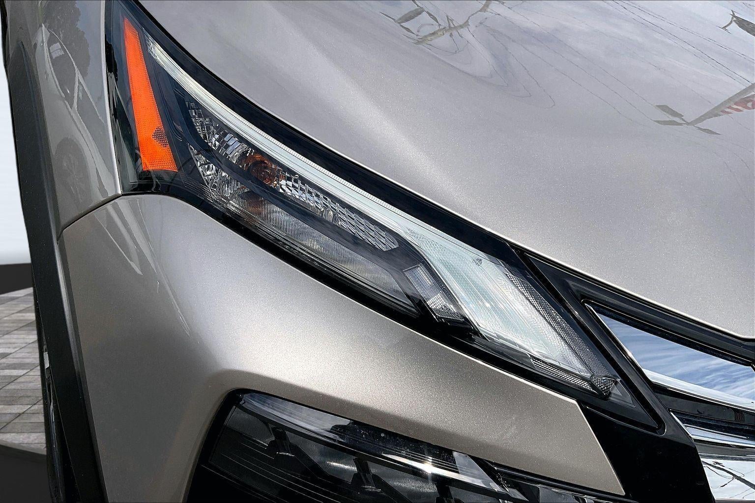 2025 Nissan Rogue SL