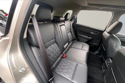 2025 Nissan Rogue Platinum