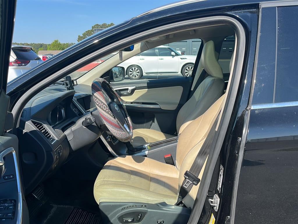 2016 Volvo XC60 T5 Drive-E Platinum