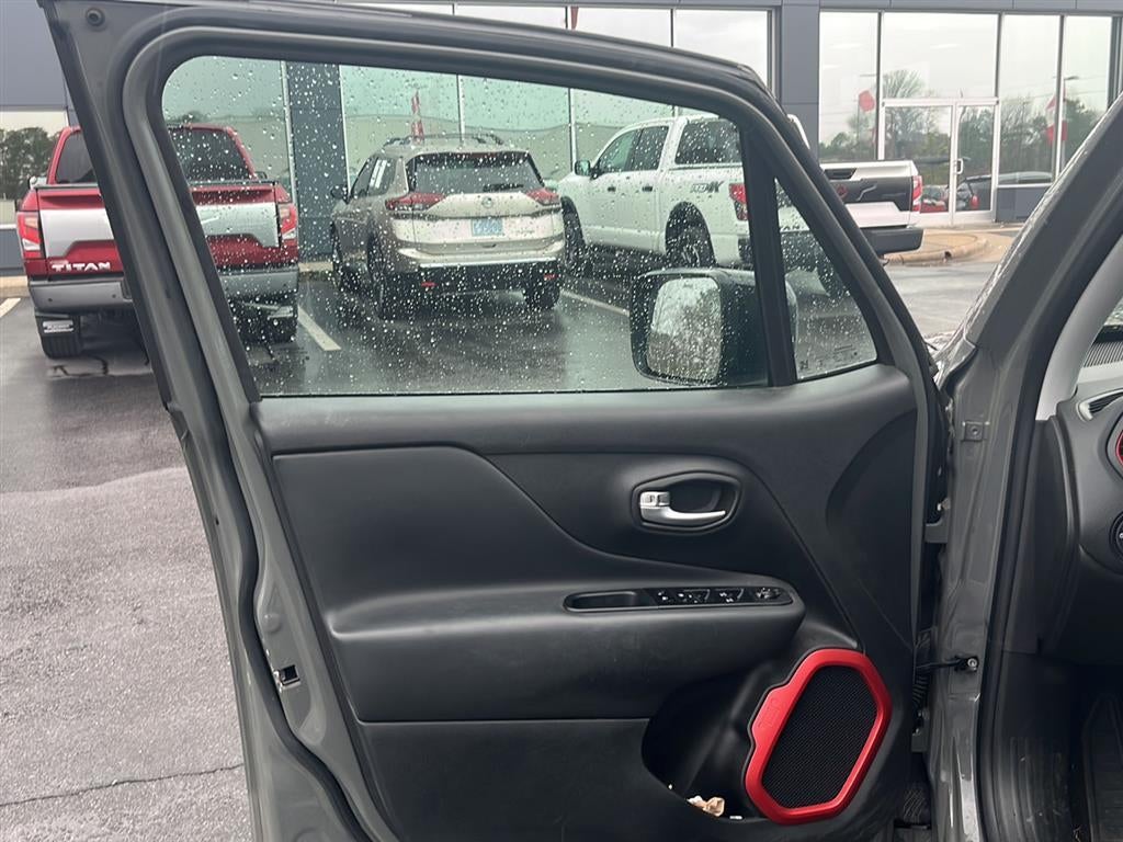 2022 Jeep Renegade Trailhawk