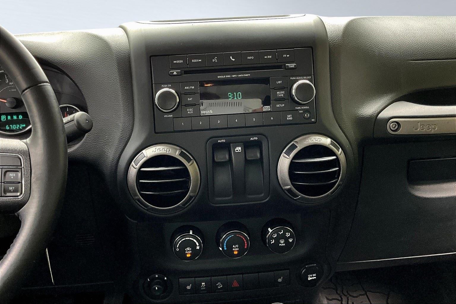 2017 Jeep Wrangler Sport