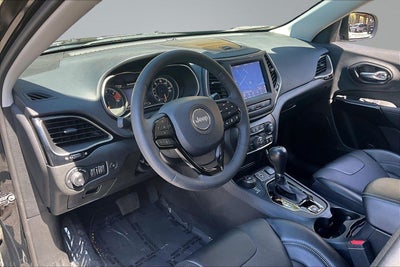 2023 Jeep Cherokee Altitude Lux