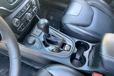 2023 Jeep Cherokee Altitude Lux