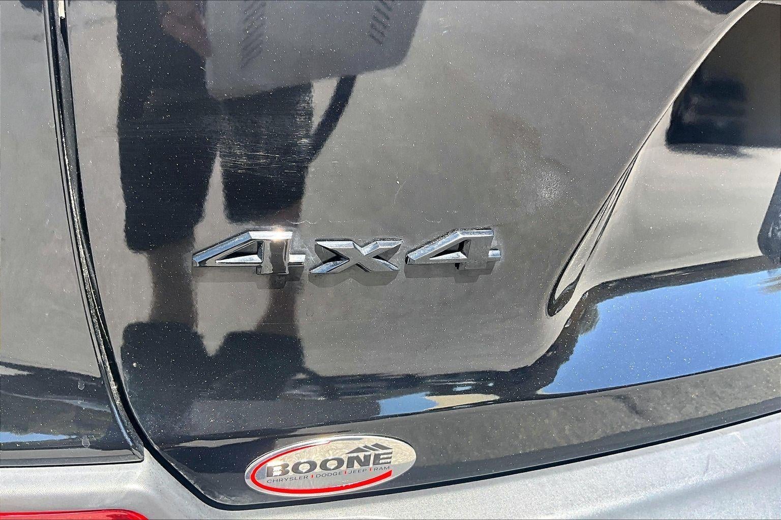 2023 Jeep Cherokee Altitude Lux