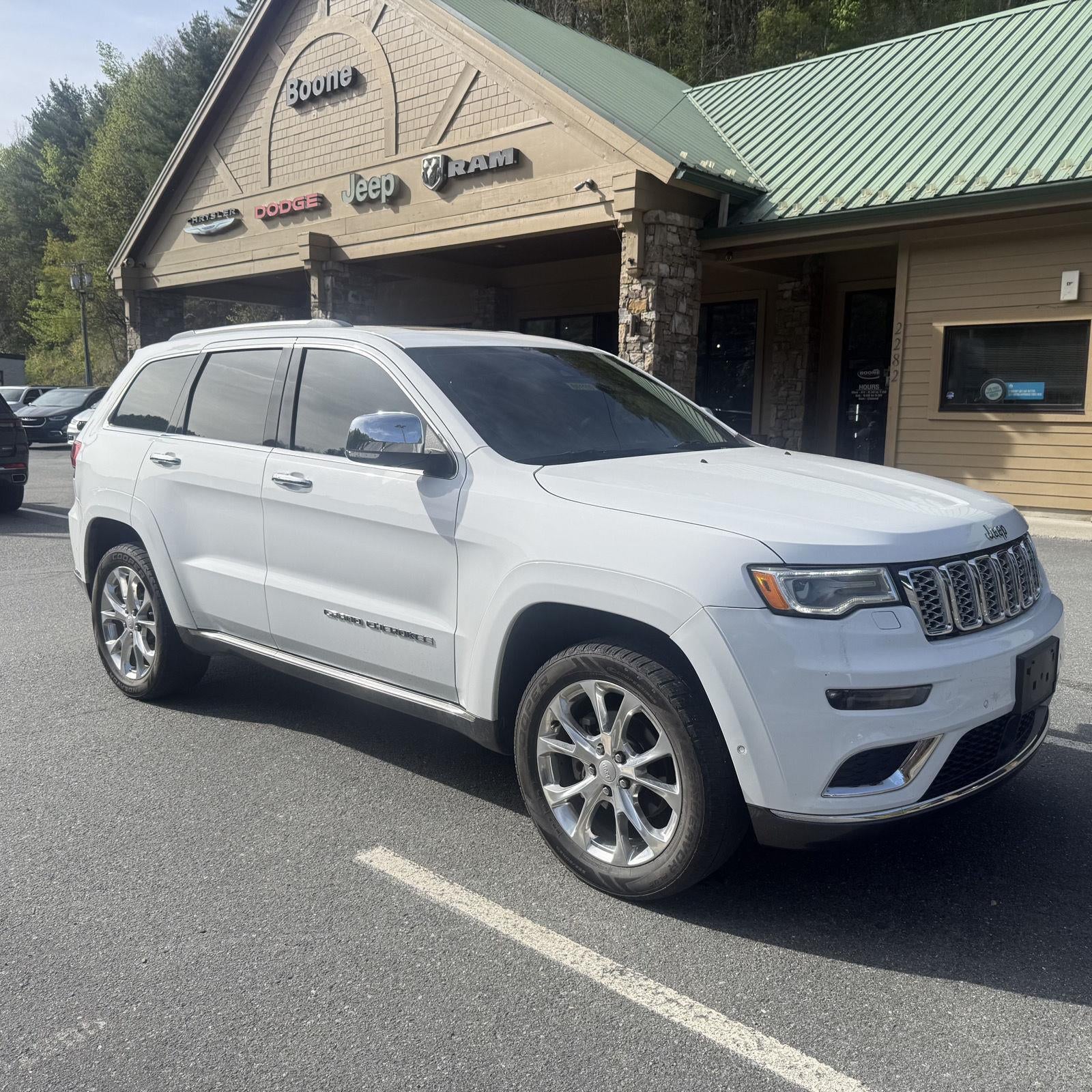 2019 Jeep Grand Cherokee Summit