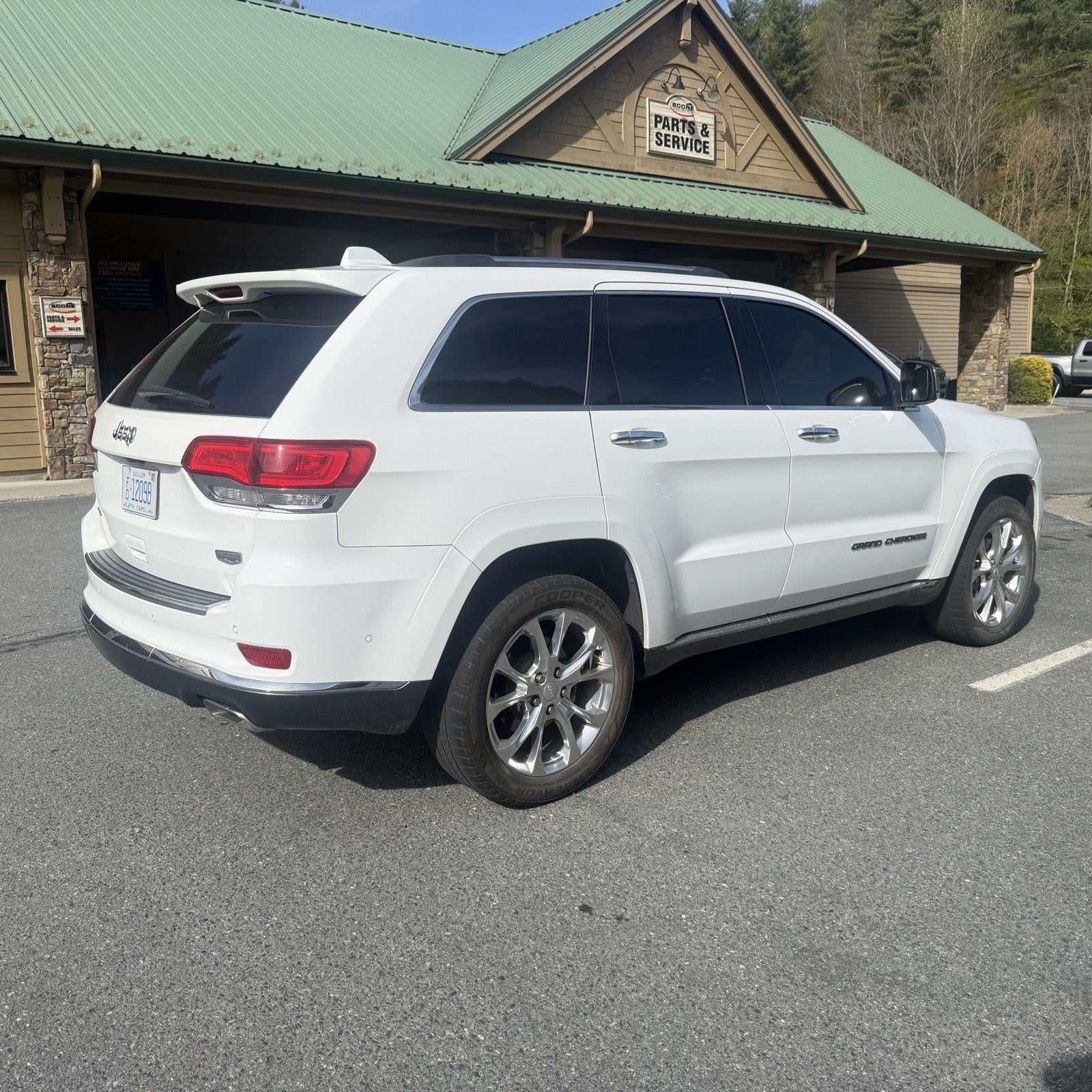2019 Jeep Grand Cherokee Summit