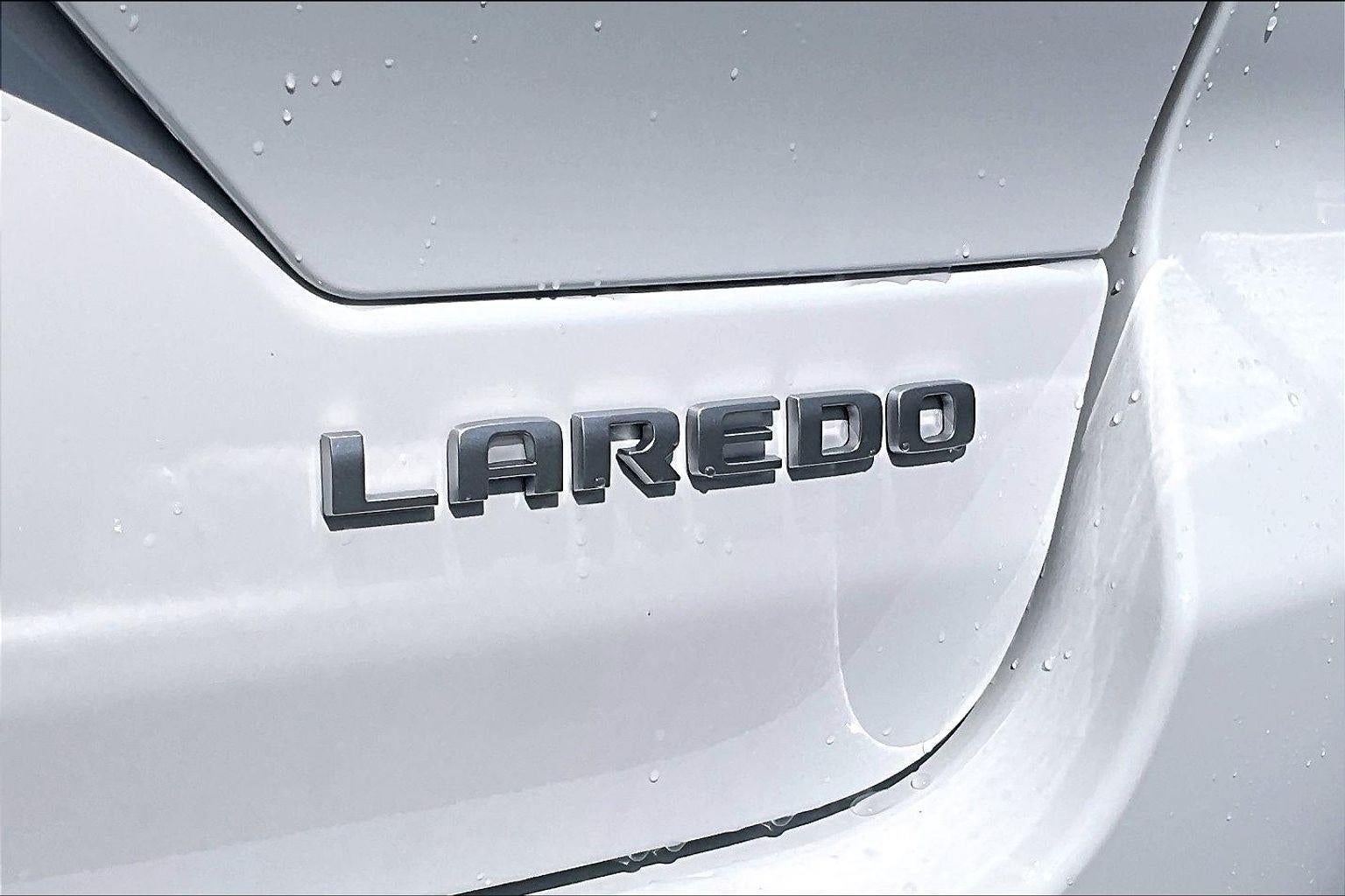2026 Jeep Grand Cherokee Laredo