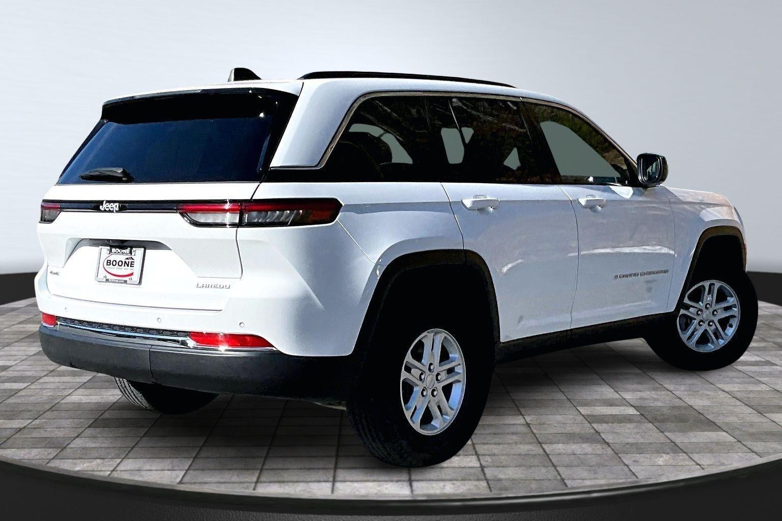 2025 Jeep Grand Cherokee Laredo