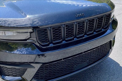2022 Jeep Grand Cherokee Altitude