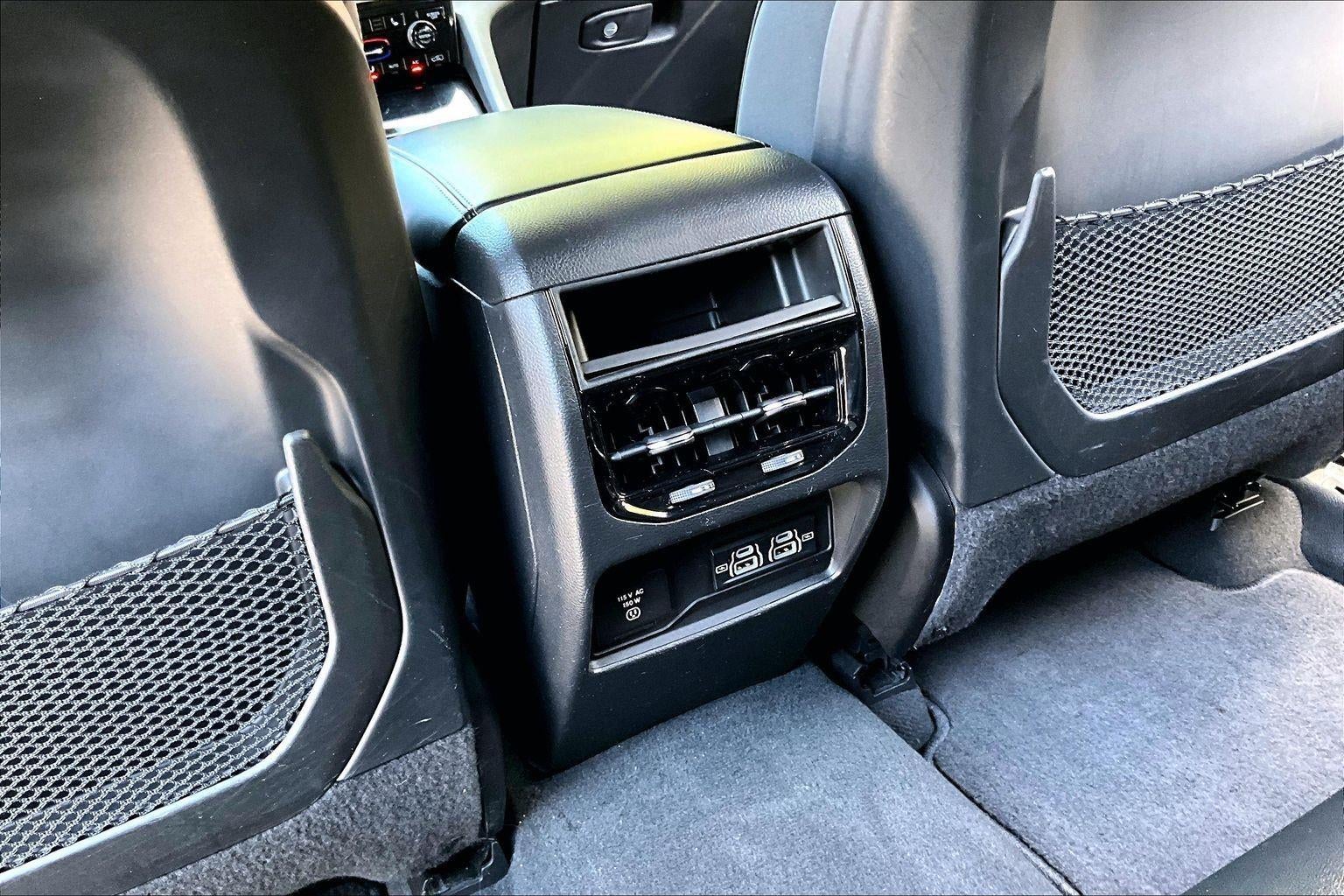 2022 Jeep Grand Cherokee Altitude
