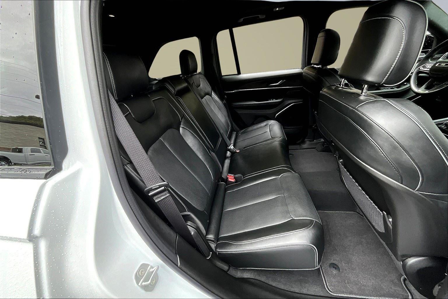 2025 Jeep Grand Cherokee Overland