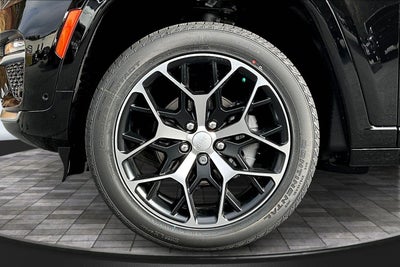 2025 Jeep Grand Cherokee Summit Reserve