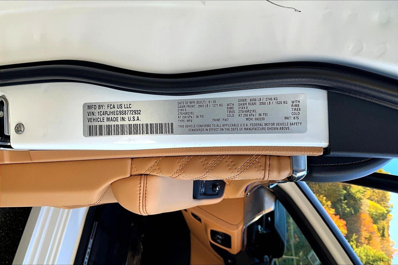 2025 Jeep Grand Cherokee Summit Reserve