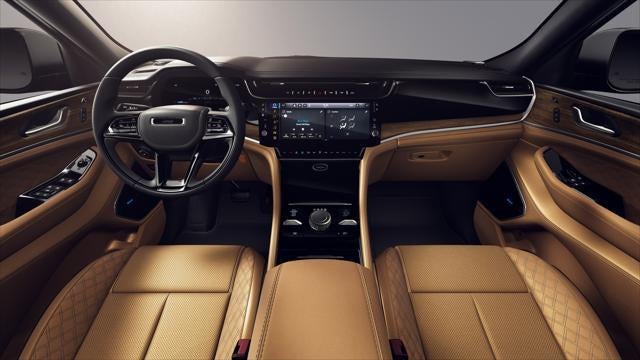 2026 Jeep Grand Cherokee Summit