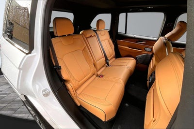 2027 Jeep Grand Cherokee Summit