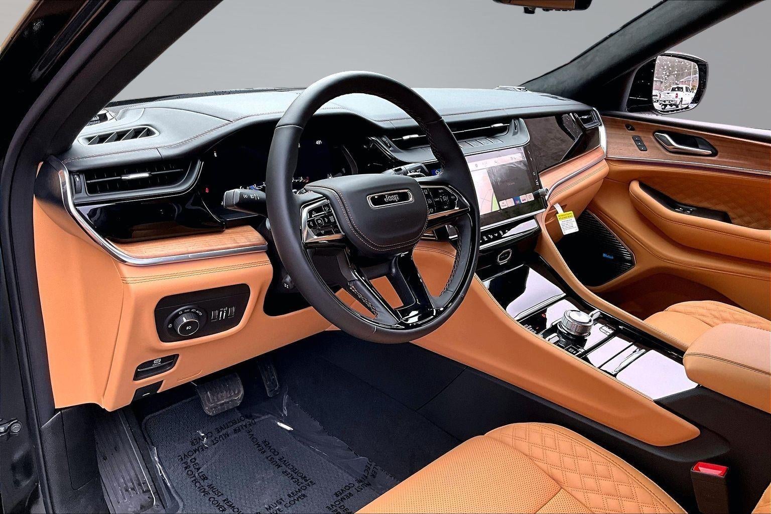 2026 Jeep GRAND CHEROKEE GRAND CHEROKEE SUMMIT 4X4