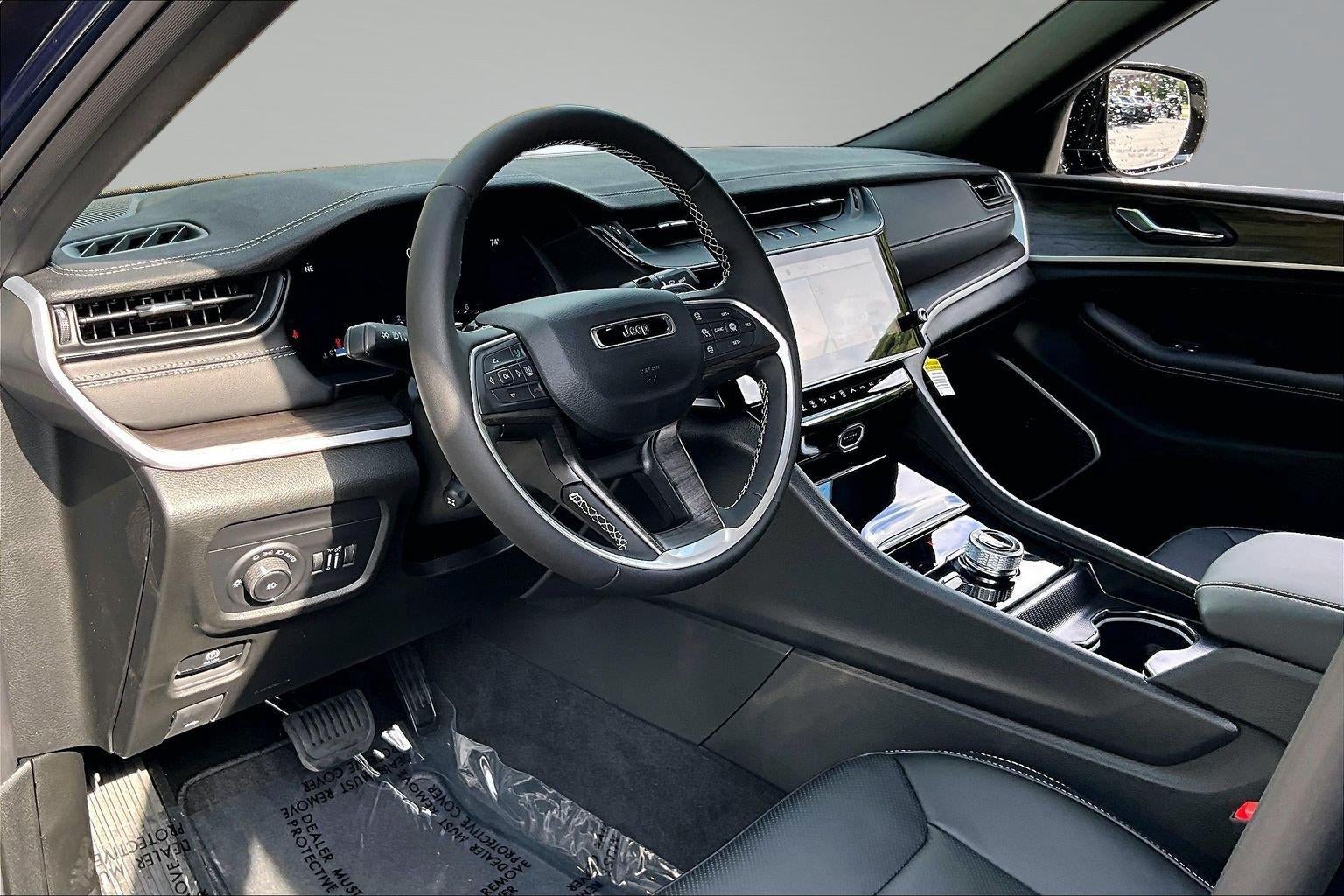 2027 Jeep Grand Cherokee L Limited Reserve