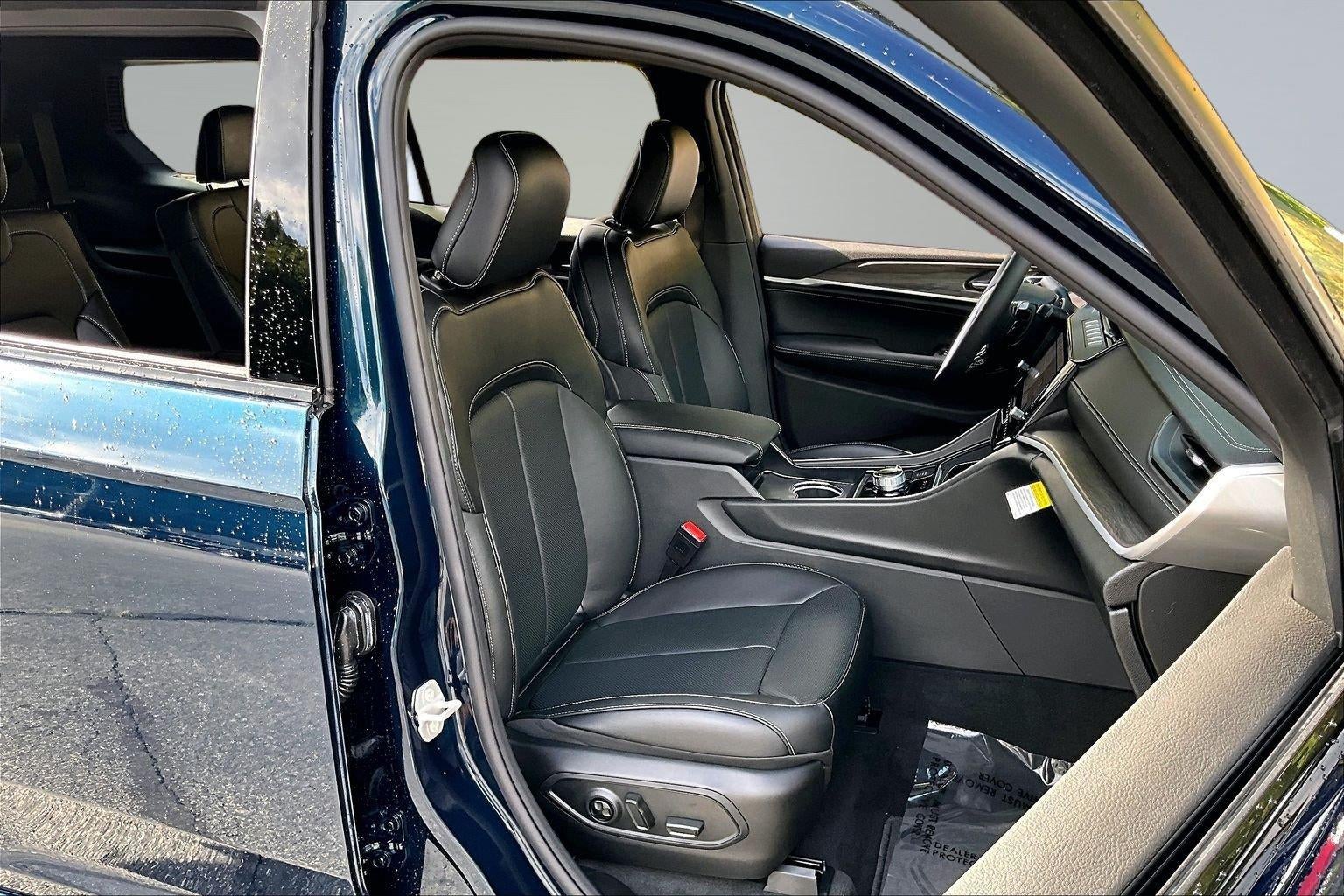 2027 Jeep Grand Cherokee L Limited Reserve