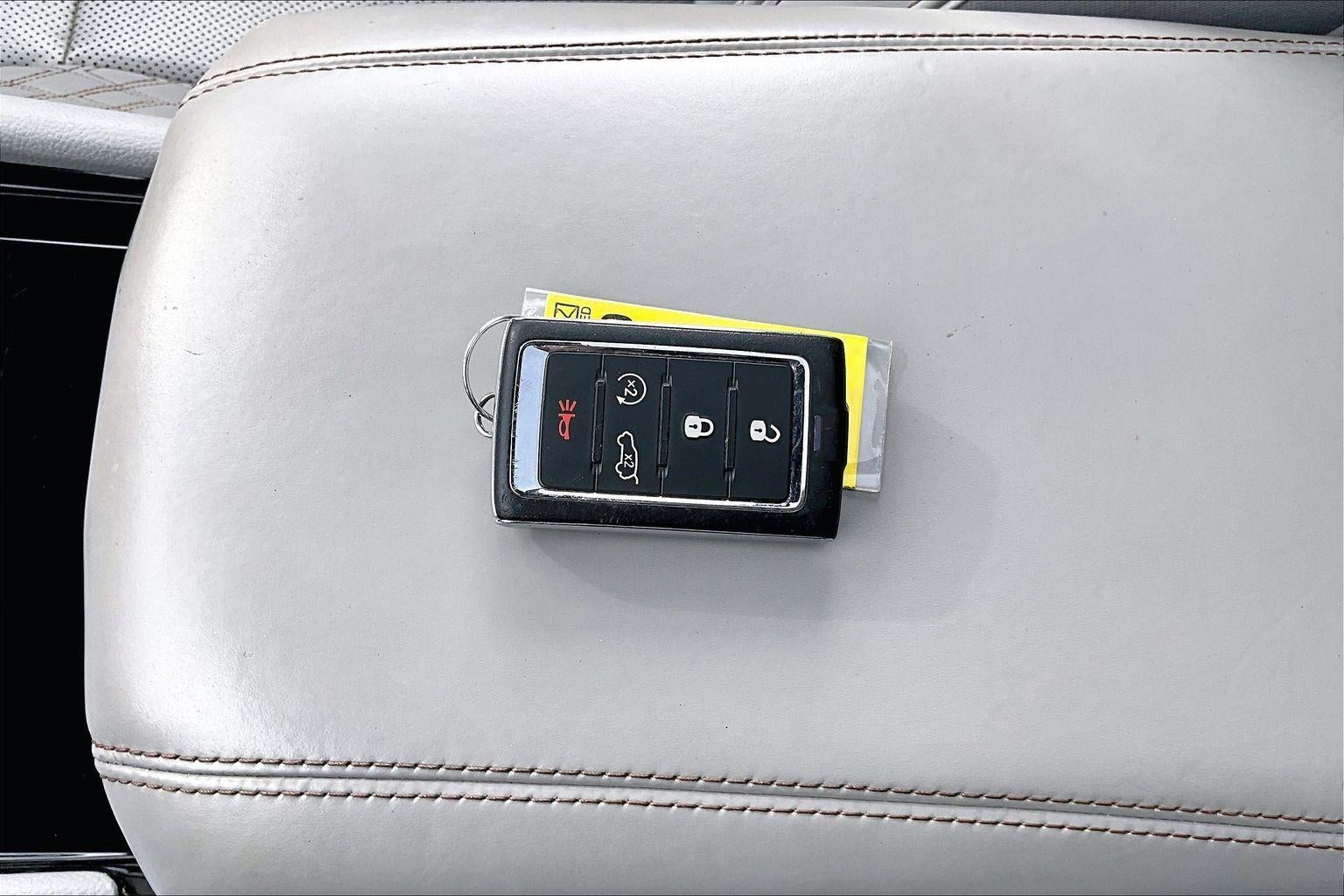 2022 Jeep Grand Cherokee L Summit