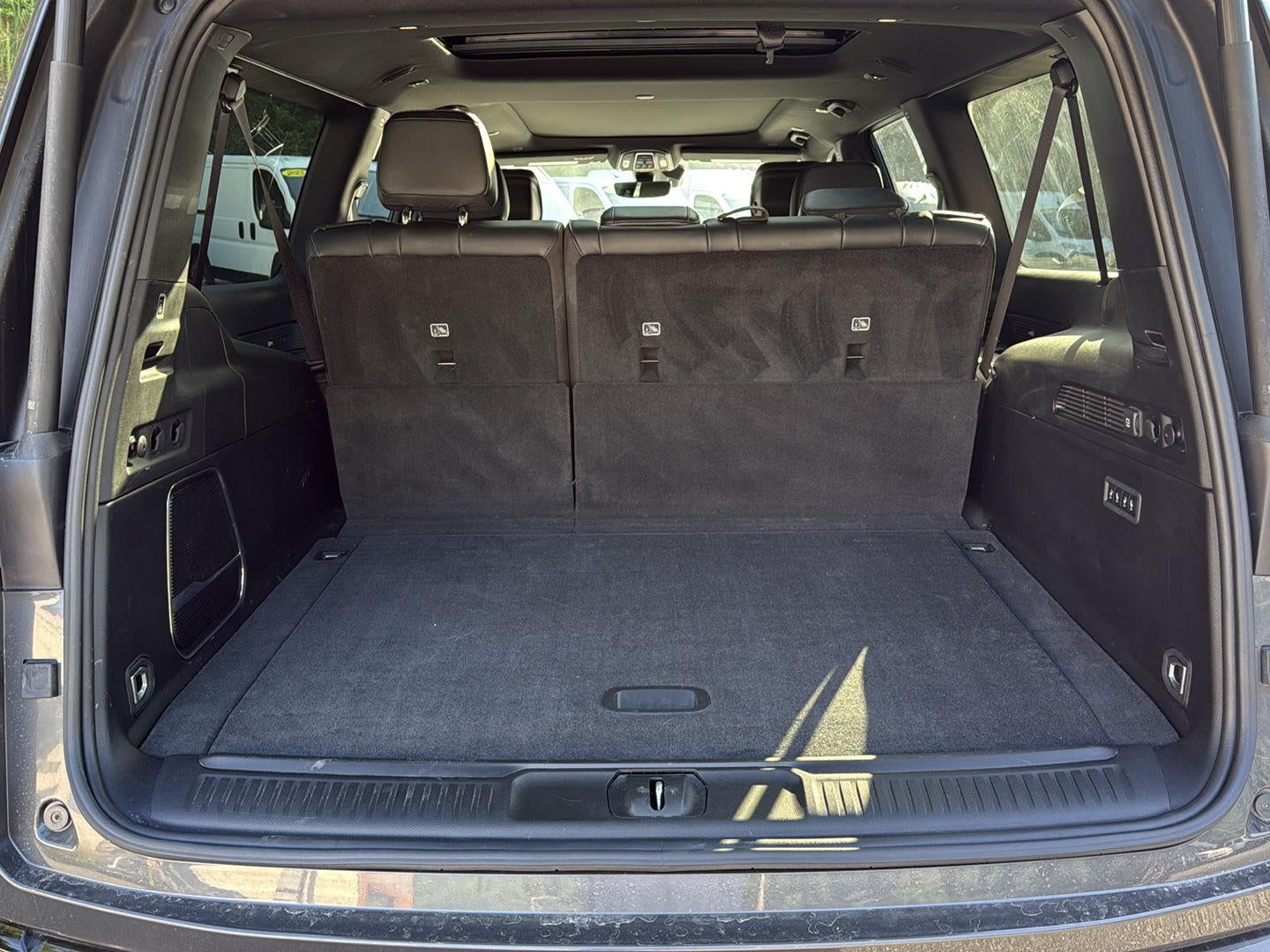 2025 Jeep Wagoneer L Series II Carbide