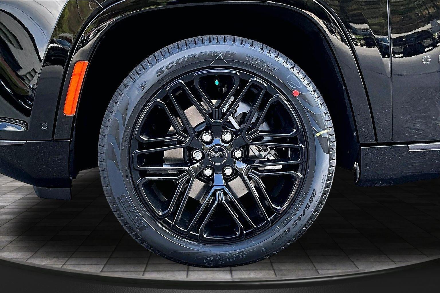 2026 Jeep Grand Wagoneer Limited Reserve