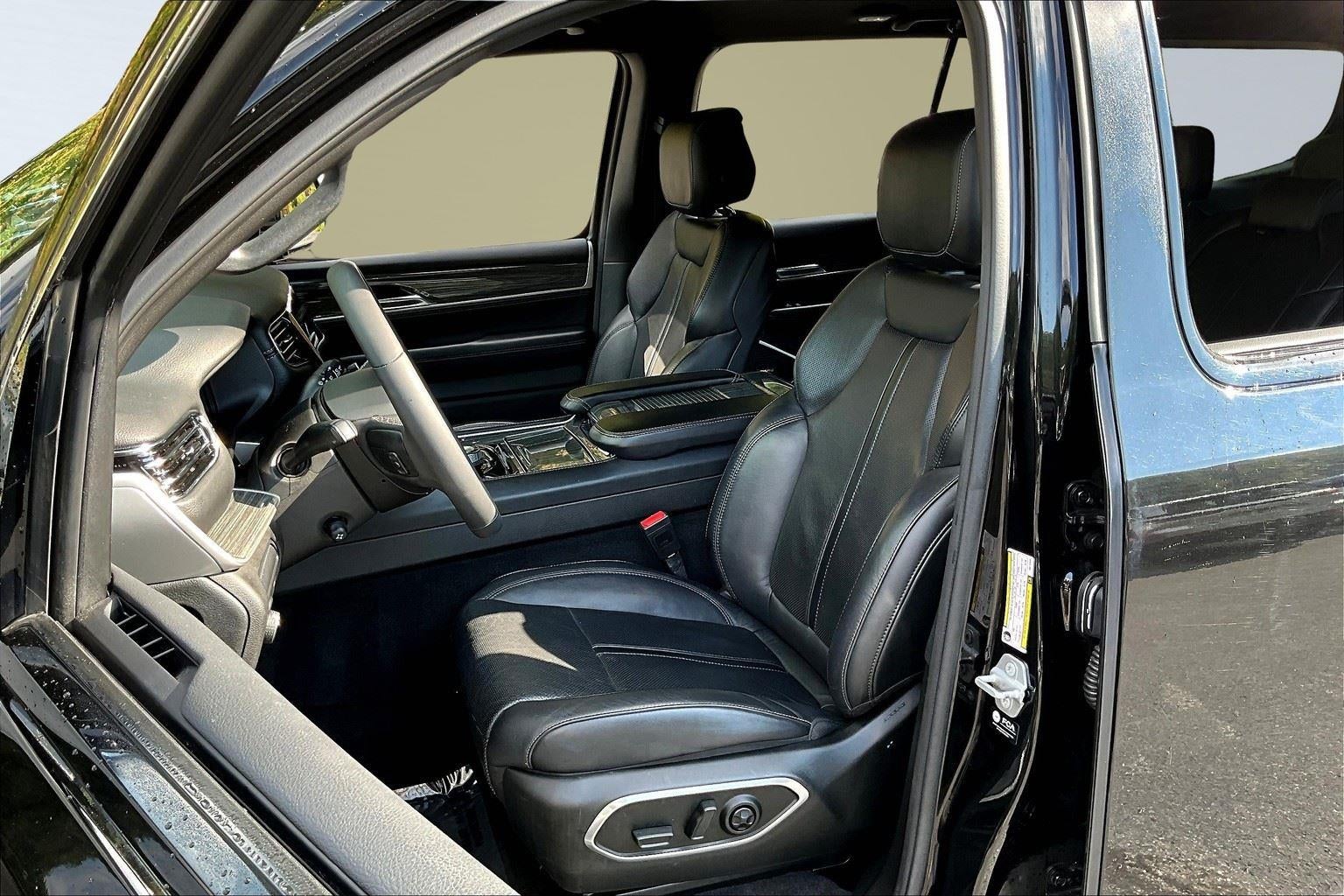 2022 Jeep Wagoneer Series II