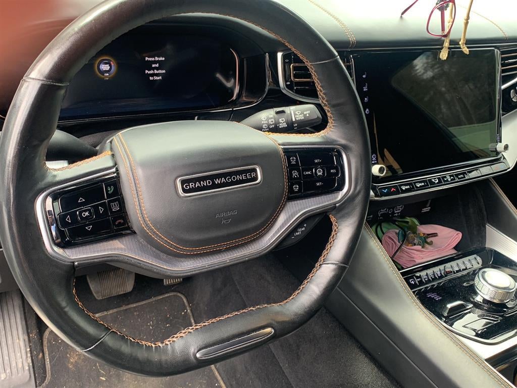 2022 Jeep Grand Wagoneer Series III