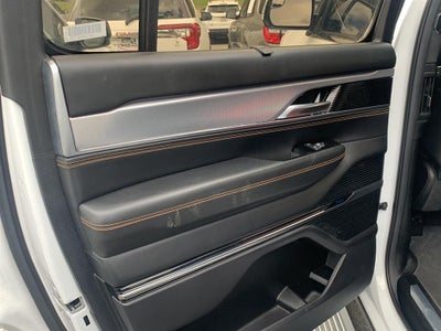 2022 Jeep Grand Wagoneer Series III