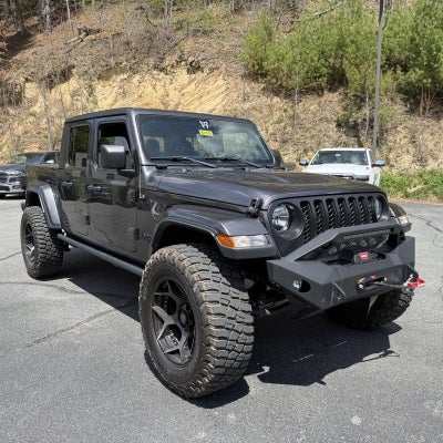2022 Jeep Gladiator Sport S