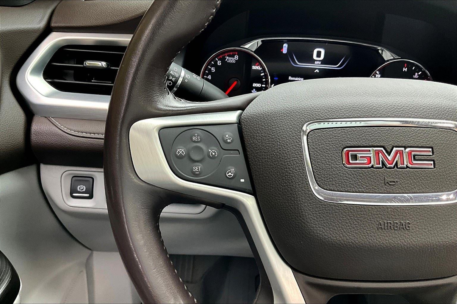 2022 GMC Acadia SLT