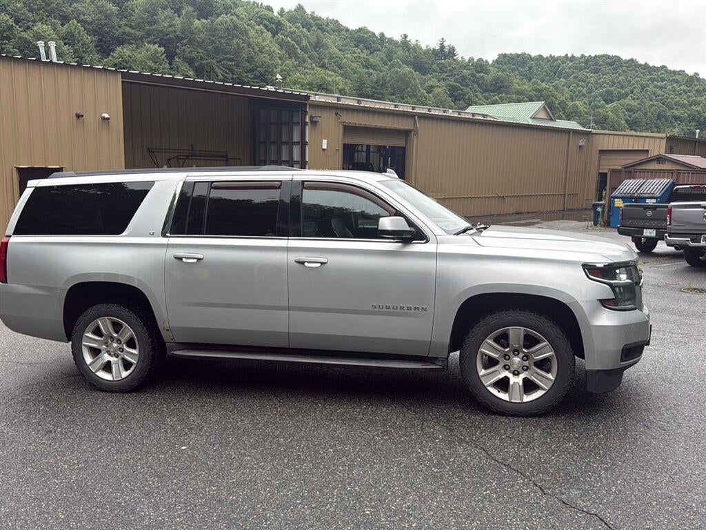 2016 Chevrolet Suburban LT
