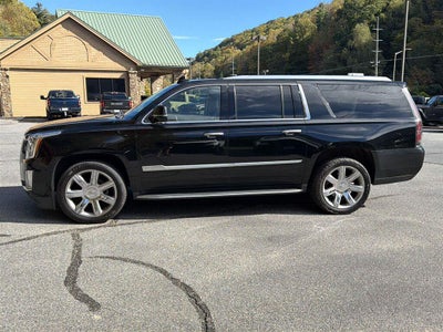 2019 Cadillac Escalade ESV Luxury