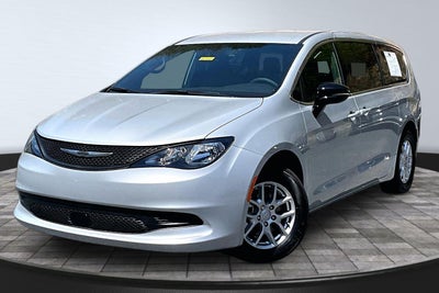 2026 Chrysler Voyager LX