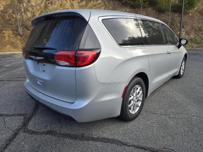 2026 Chrysler Voyager LX