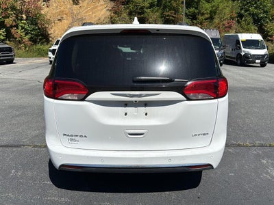 2019 Chrysler Pacifica Limited