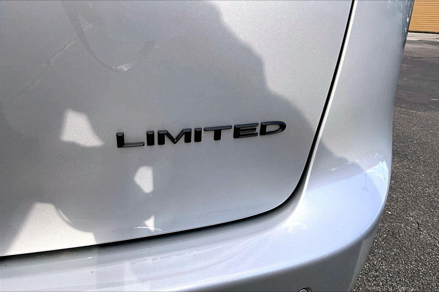 2026 Chrysler Pacifica Limited