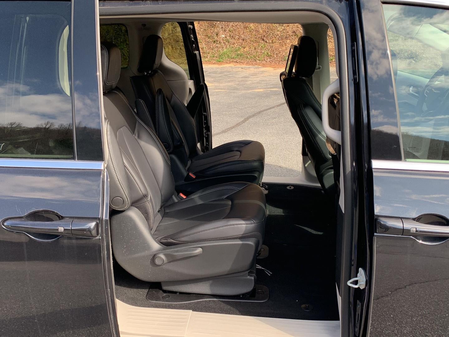 2023 Chrysler Pacifica Hybrid Touring L